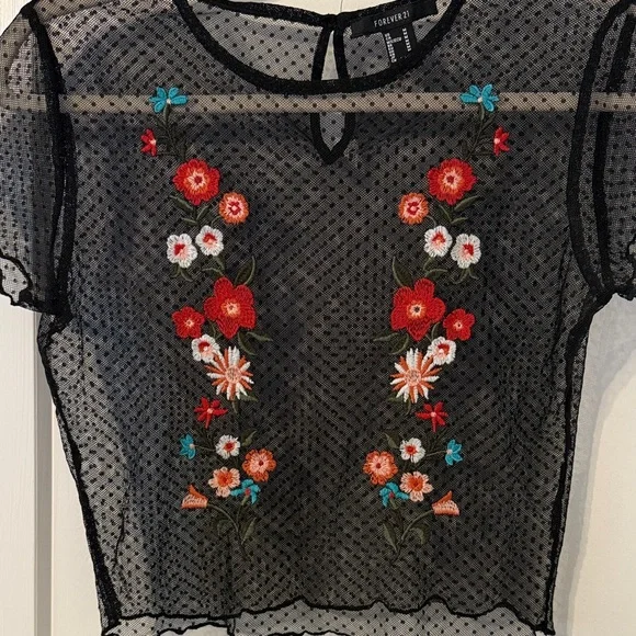 Forever 21 Black Sheer Crop Top with Floral Embroidery - Picture 4 of 6